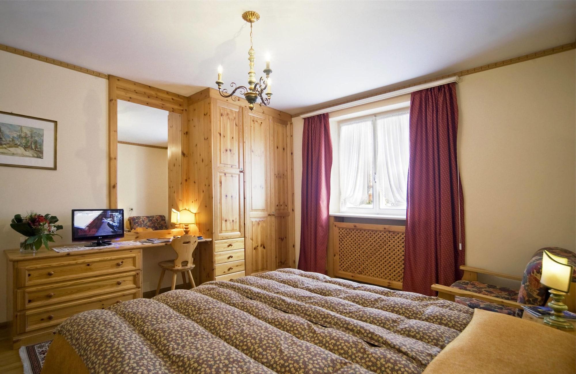 Hotel Hotel Pontechiesa 3*