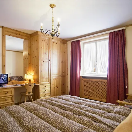 Hotel Pontechiesa Cortina dʼAmpezzo Exterior foto